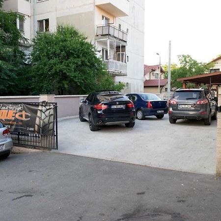 Penthouse De Lux Apartment Oradea Bagian luar foto