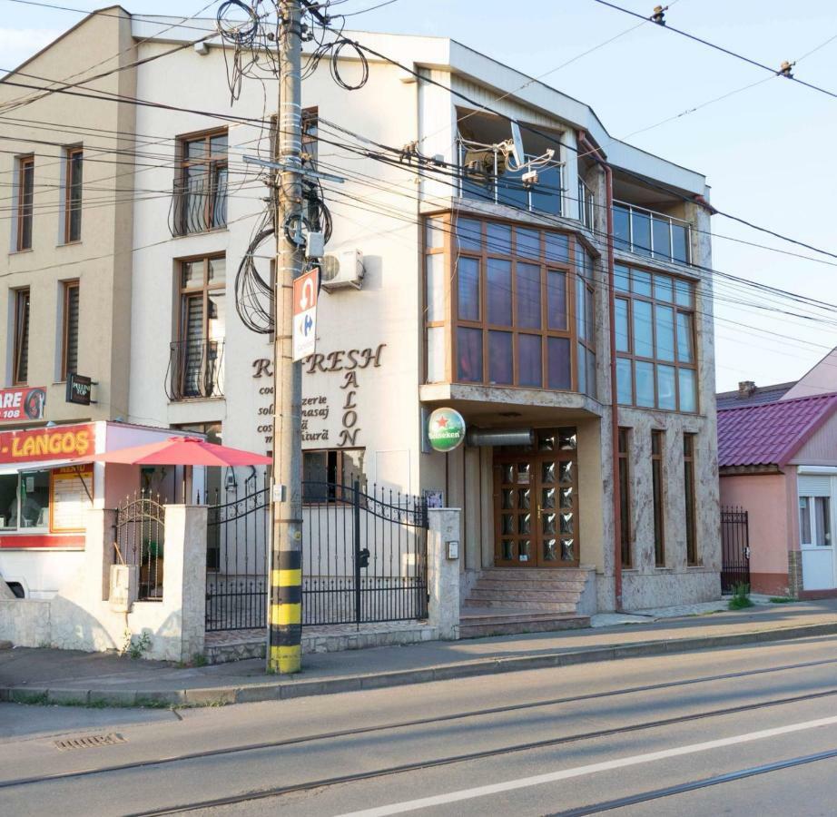 Penthouse De Lux Apartment Oradea Bagian luar foto